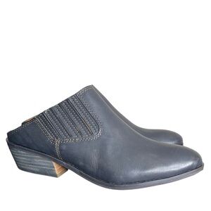 Frye Roxie Slip-On Leather Block Heel Mules – Size 6